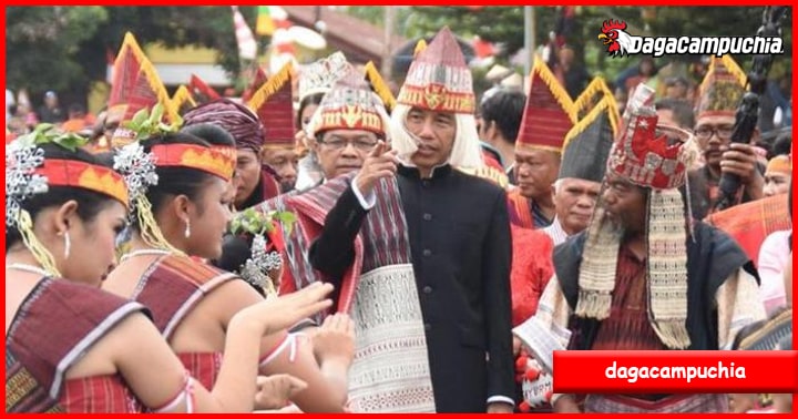 Baju Adat Budaya Sumatera Utara | Dagacampuchia